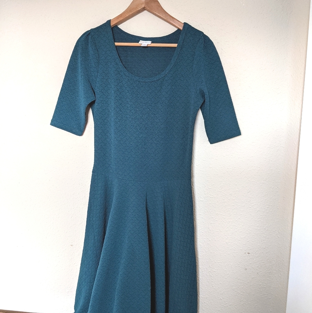 GREEN LuLaRoe Nicole (M)